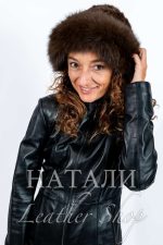 Дамска кожена шапка от норка Боряна с периферия от лисица