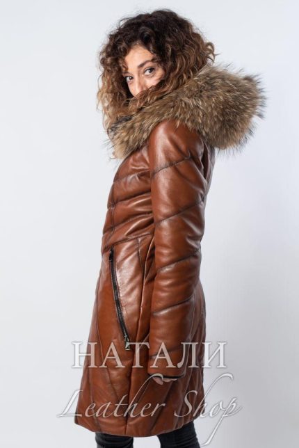 Дамски кожух от Астраган